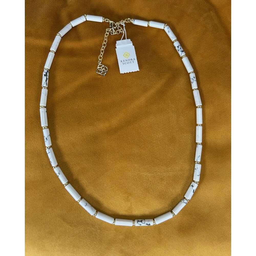 Kendra Scott Ember Gold Strand Necklace in White Variegated Magnesite - Picture 2 of 4